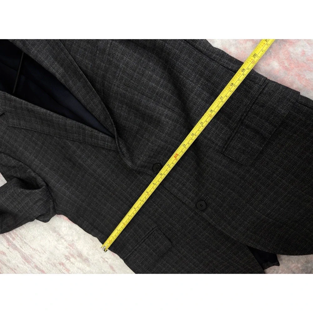 Hugo Boss The James4 Sport Coat Blazer Jacket 42R Wool 2 Button Windowpane Plaid